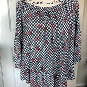 Scoop Neck Blouse.Multicolored.Gartered neckline.